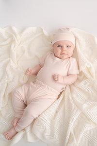 Merino Baby Knot Hat: 0-3m + 3-6m